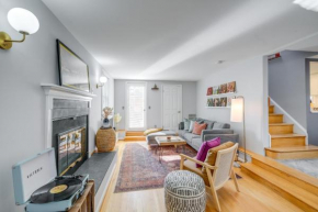Less Than 1 Mi to Waterfront Old Town Alexandria Home!
